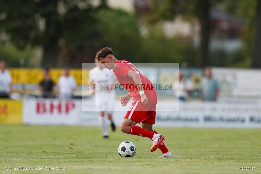Fundamentum Sportpark, Karlburg, 09.08.2024, sport, action, BFV, Fussball, 5. Spieltag, Bayernliga Nord, SSV, TSV, SSV Jahn Regensburg II (U21), TSV Karlburg - Bild-ID: 2425697