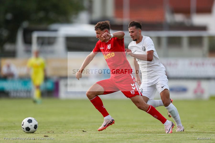 Fundamentum Sportpark, Karlburg, 09.08.2024, sport, action, BFV, Fussball, 5. Spieltag, Bayernliga Nord, SSV, TSV, SSV Jahn Regensburg II (U21), TSV Karlburg - Bild-ID: 2425699