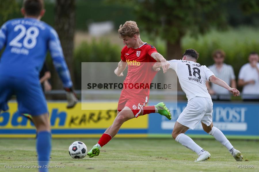 Fundamentum Sportpark, Karlburg, 09.08.2024, sport, action, BFV, Fussball, 5. Spieltag, Bayernliga Nord, SSV, TSV, SSV Jahn Regensburg II (U21), TSV Karlburg - Bild-ID: 2425700