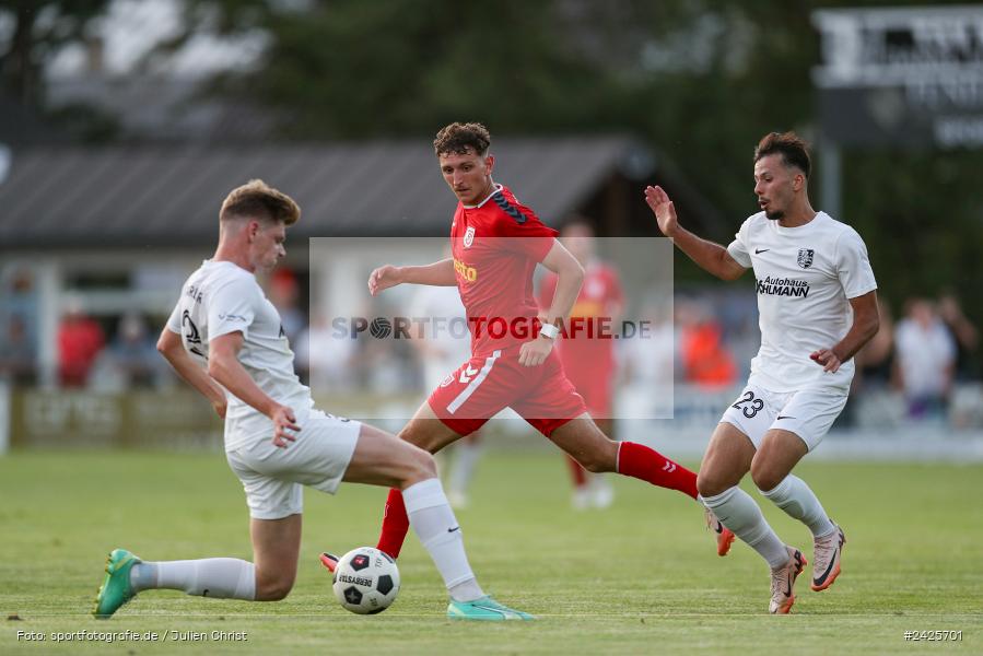 Fundamentum Sportpark, Karlburg, 09.08.2024, sport, action, BFV, Fussball, 5. Spieltag, Bayernliga Nord, SSV, TSV, SSV Jahn Regensburg II (U21), TSV Karlburg - Bild-ID: 2425701
