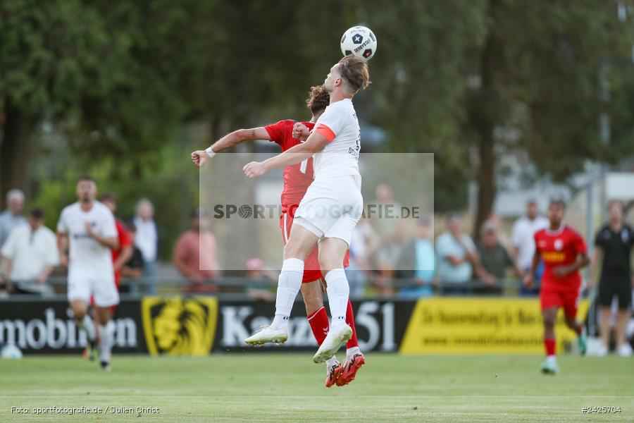 Fundamentum Sportpark, Karlburg, 09.08.2024, sport, action, BFV, Fussball, 5. Spieltag, Bayernliga Nord, SSV, TSV, SSV Jahn Regensburg II (U21), TSV Karlburg - Bild-ID: 2425704