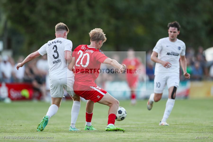 Fundamentum Sportpark, Karlburg, 09.08.2024, sport, action, BFV, Fussball, 5. Spieltag, Bayernliga Nord, SSV, TSV, SSV Jahn Regensburg II (U21), TSV Karlburg - Bild-ID: 2425707