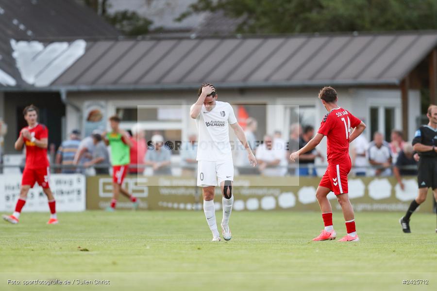 Fundamentum Sportpark, Karlburg, 09.08.2024, sport, action, BFV, Fussball, 5. Spieltag, Bayernliga Nord, SSV, TSV, SSV Jahn Regensburg II (U21), TSV Karlburg - Bild-ID: 2425712