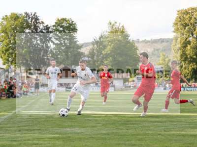 Fotos von TSV Karlburg - SSV Jahn Regensburg II (U21) auf sportfotografie.de