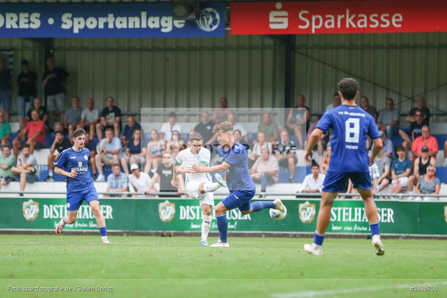 sport, action, Würzburger FV 04, Würzburg, WFV, TSV Neudrossenfeld, TSV, Sepp-Endres-Sportanlage, Fussball, Bayernliga Nord, BFV, 5. Spieltag, 13.08.2024 - Bild-ID: 2426700