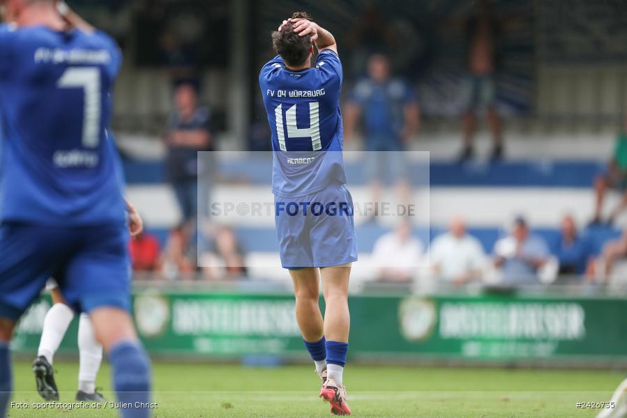 sport, action, Würzburger FV 04, Würzburg, WFV, TSV Neudrossenfeld, TSV, Sepp-Endres-Sportanlage, Fussball, Bayernliga Nord, BFV, 5. Spieltag, 13.08.2024 - Bild-ID: 2426735