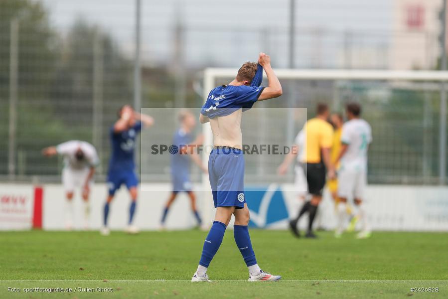 sport, action, Würzburger FV 04, Würzburg, WFV, TSV Neudrossenfeld, TSV, Sepp-Endres-Sportanlage, Fussball, Bayernliga Nord, BFV, 5. Spieltag, 13.08.2024 - Bild-ID: 2426828