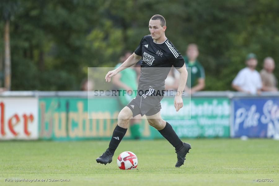 sport, action, Sportgelände, Kreisliga Würzburg Gr. 2, Karlstadt, Fussball, FV Karlstadt, FV 05 Helmstadt, BFV, 4. Spieltag, 15.08.2024 - Bild-ID: 2427506