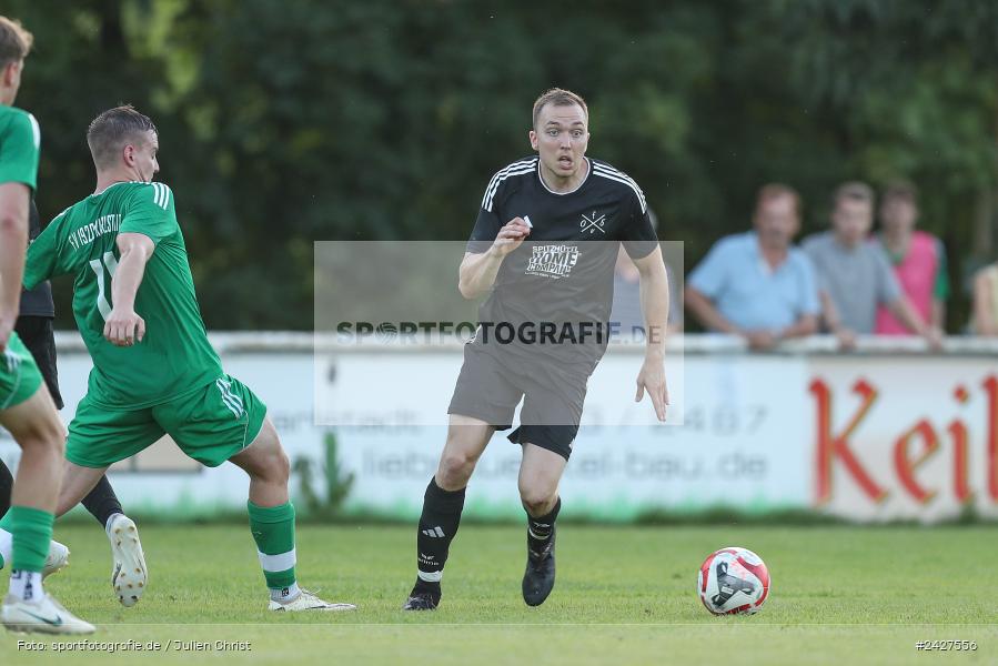 sport, action, Sportgelände, Kreisliga Würzburg Gr. 2, Karlstadt, Fussball, FV Karlstadt, FV 05 Helmstadt, BFV, 4. Spieltag, 15.08.2024 - Bild-ID: 2427556