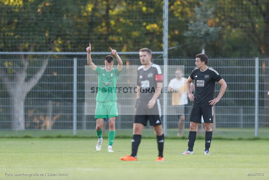 sport, action, Sportgelände, Kreisliga Würzburg Gr. 2, Karlstadt, Fussball, FV Karlstadt, FV 05 Helmstadt, BFV, 4. Spieltag, 15.08.2024 - Bild-ID: 2427578