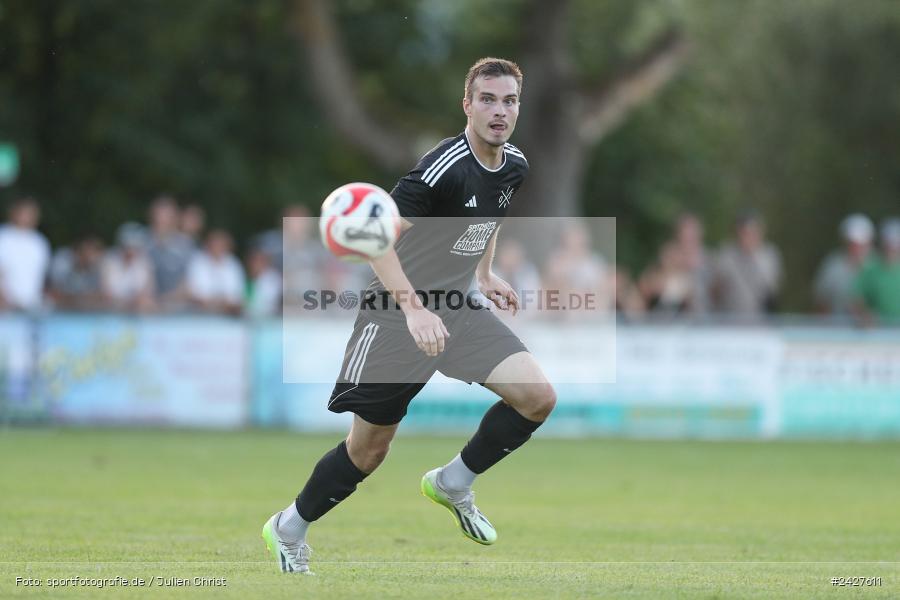 sport, action, Sportgelände, Kreisliga Würzburg Gr. 2, Karlstadt, Fussball, FV Karlstadt, FV 05 Helmstadt, BFV, 4. Spieltag, 15.08.2024 - Bild-ID: 2427611