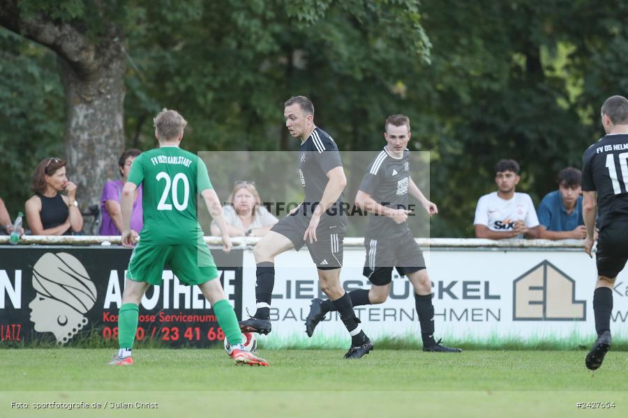 sport, action, Sportgelände, Kreisliga Würzburg Gr. 2, Karlstadt, Fussball, FV Karlstadt, FV 05 Helmstadt, BFV, 4. Spieltag, 15.08.2024 - Bild-ID: 2427654
