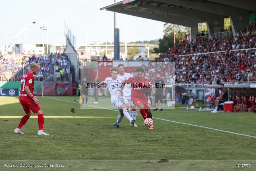 AKON Arena, Würzburg, 16.08.2024, sport, action, DFB, Fussball, 1. Hauptrunde, DFB-Pokal, TSG, FWK, TSG Hoffenheim, FC Würzburger Kickers - Bild-ID: 2427770