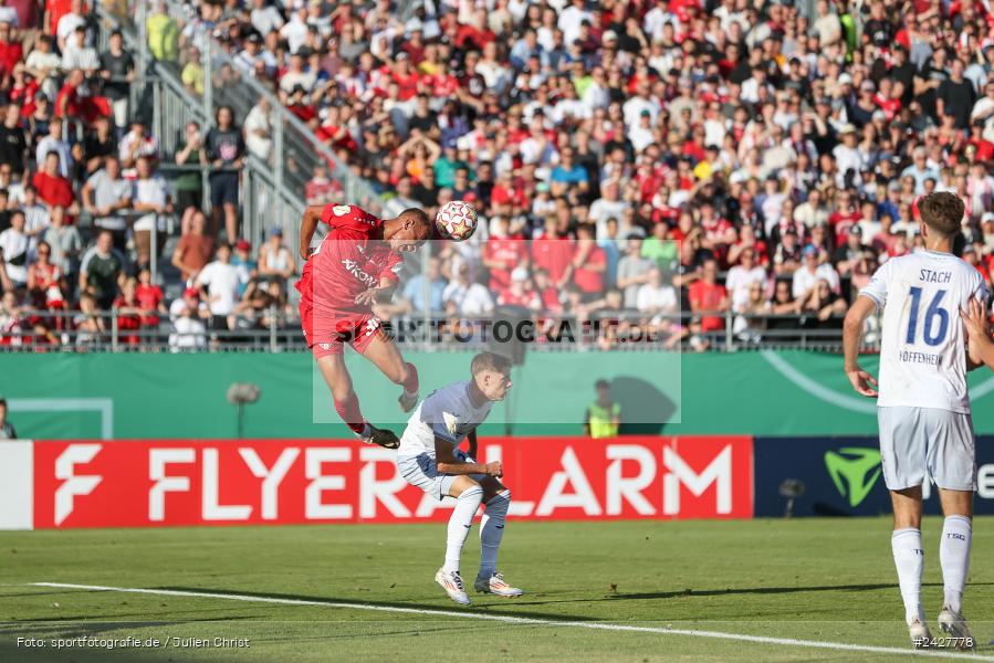 AKON Arena, Würzburg, 16.08.2024, sport, action, DFB, Fussball, 1. Hauptrunde, DFB-Pokal, TSG, FWK, TSG Hoffenheim, FC Würzburger Kickers - Bild-ID: 2427778