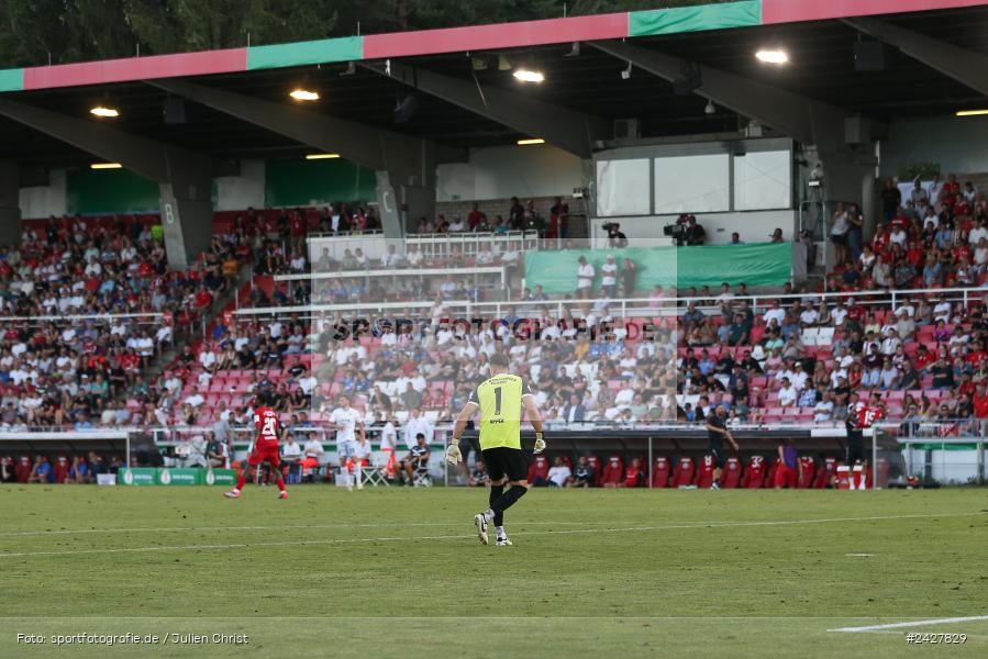 AKON Arena, Würzburg, 16.08.2024, sport, action, DFB, Fussball, 1. Hauptrunde, DFB-Pokal, TSG, FWK, TSG Hoffenheim, FC Würzburger Kickers - Bild-ID: 2427829