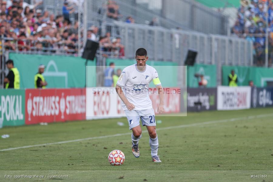 AKON Arena, Würzburg, 16.08.2024, sport, action, DFB, Fussball, 1. Hauptrunde, DFB-Pokal, TSG, FWK, TSG Hoffenheim, FC Würzburger Kickers - Bild-ID: 2427831