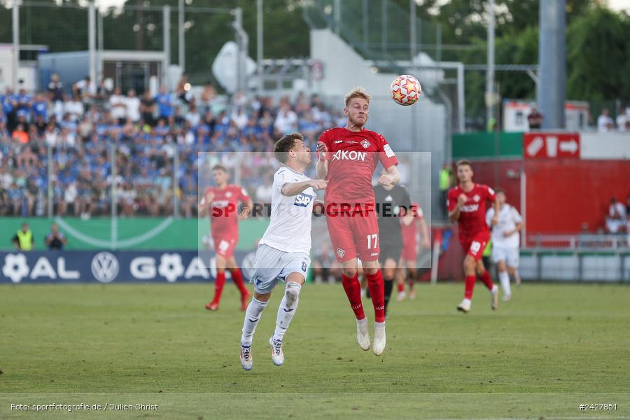 AKON Arena, Würzburg, 16.08.2024, sport, action, DFB, Fussball, 1. Hauptrunde, DFB-Pokal, TSG, FWK, TSG Hoffenheim, FC Würzburger Kickers - Bild-ID: 2427851