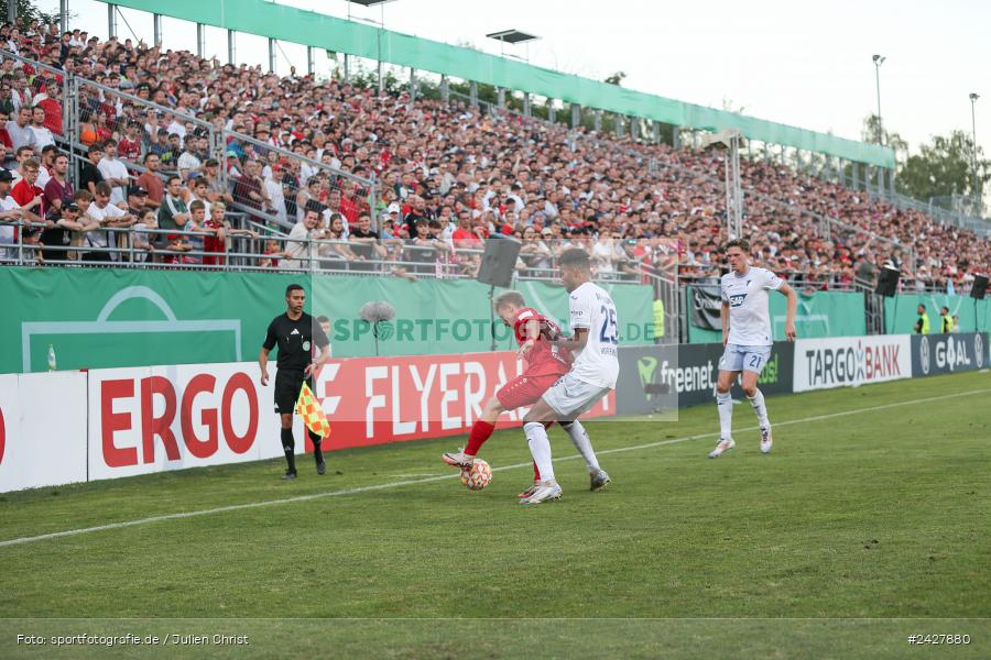 AKON Arena, Würzburg, 16.08.2024, sport, action, DFB, Fussball, 1. Hauptrunde, DFB-Pokal, TSG, FWK, TSG Hoffenheim, FC Würzburger Kickers - Bild-ID: 2427880