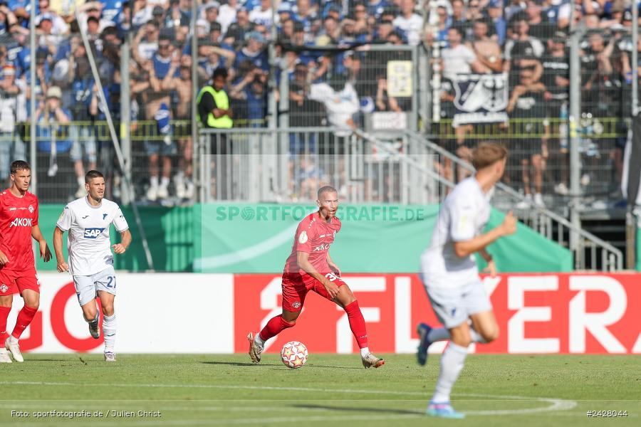 AKON Arena, Würzburg, 16.08.2024, sport, action, DFB, Fussball, 1. Hauptrunde, DFB-Pokal, TSG, FWK, TSG Hoffenheim, FC Würzburger Kickers - Bild-ID: 2428044