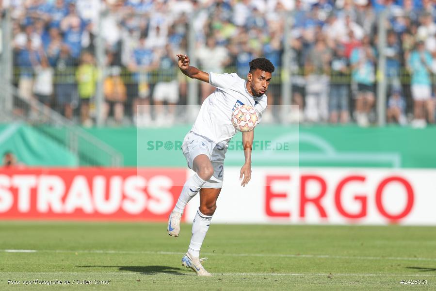 AKON Arena, Würzburg, 16.08.2024, sport, action, DFB, Fussball, 1. Hauptrunde, DFB-Pokal, TSG, FWK, TSG Hoffenheim, FC Würzburger Kickers - Bild-ID: 2428051