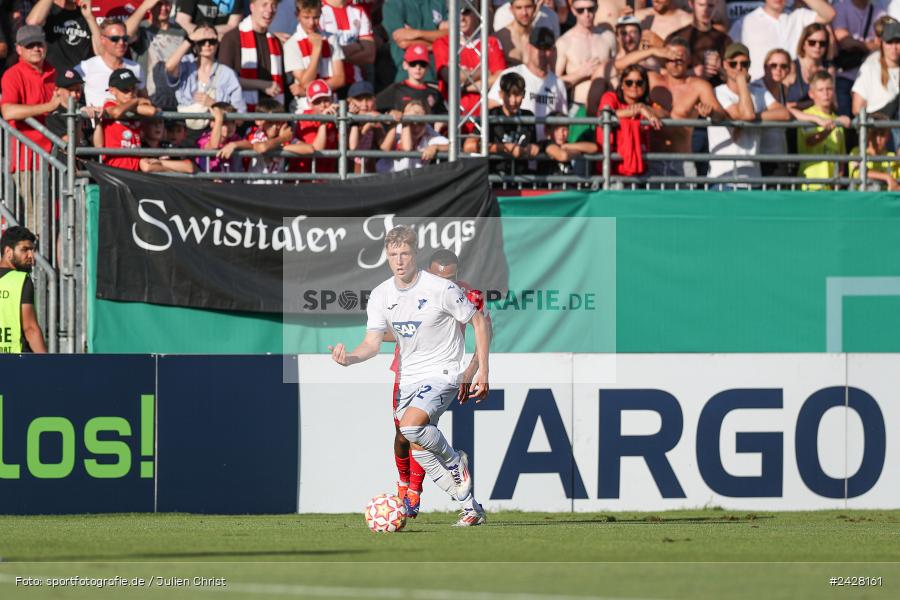 AKON Arena, Würzburg, 16.08.2024, sport, action, DFB, Fussball, 1. Hauptrunde, DFB-Pokal, TSG, FWK, TSG Hoffenheim, FC Würzburger Kickers - Bild-ID: 2428161