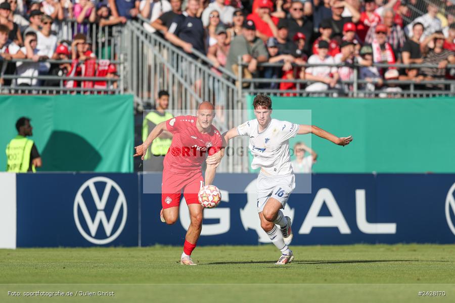 AKON Arena, Würzburg, 16.08.2024, sport, action, DFB, Fussball, 1. Hauptrunde, DFB-Pokal, TSG, FWK, TSG Hoffenheim, FC Würzburger Kickers - Bild-ID: 2428170