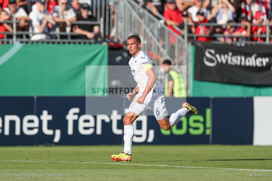 AKON Arena, Würzburg, 16.08.2024, sport, action, DFB, Fussball, 1. Hauptrunde, DFB-Pokal, TSG, FWK, TSG Hoffenheim, FC Würzburger Kickers - Bild-ID: 2428175