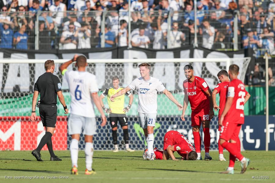 AKON Arena, Würzburg, 16.08.2024, sport, action, DFB, Fussball, 1. Hauptrunde, DFB-Pokal, TSG, FWK, TSG Hoffenheim, FC Würzburger Kickers - Bild-ID: 2428202