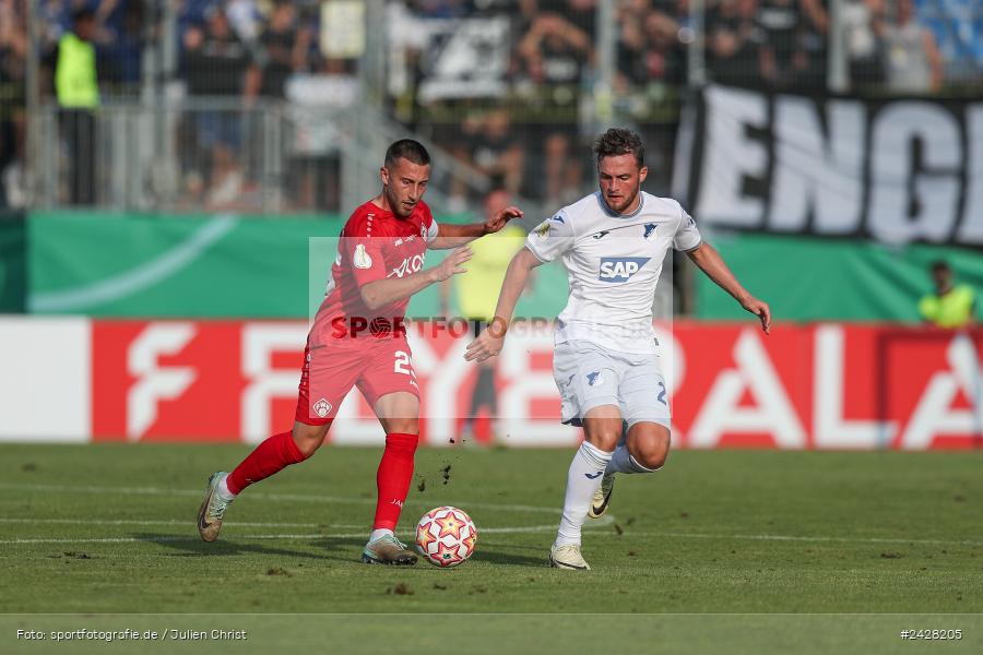 AKON Arena, Würzburg, 16.08.2024, sport, action, DFB, Fussball, 1. Hauptrunde, DFB-Pokal, TSG, FWK, TSG Hoffenheim, FC Würzburger Kickers - Bild-ID: 2428205