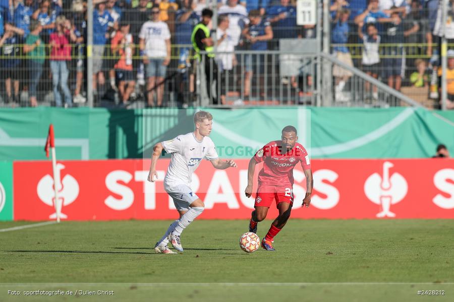 AKON Arena, Würzburg, 16.08.2024, sport, action, DFB, Fussball, 1. Hauptrunde, DFB-Pokal, TSG, FWK, TSG Hoffenheim, FC Würzburger Kickers - Bild-ID: 2428212
