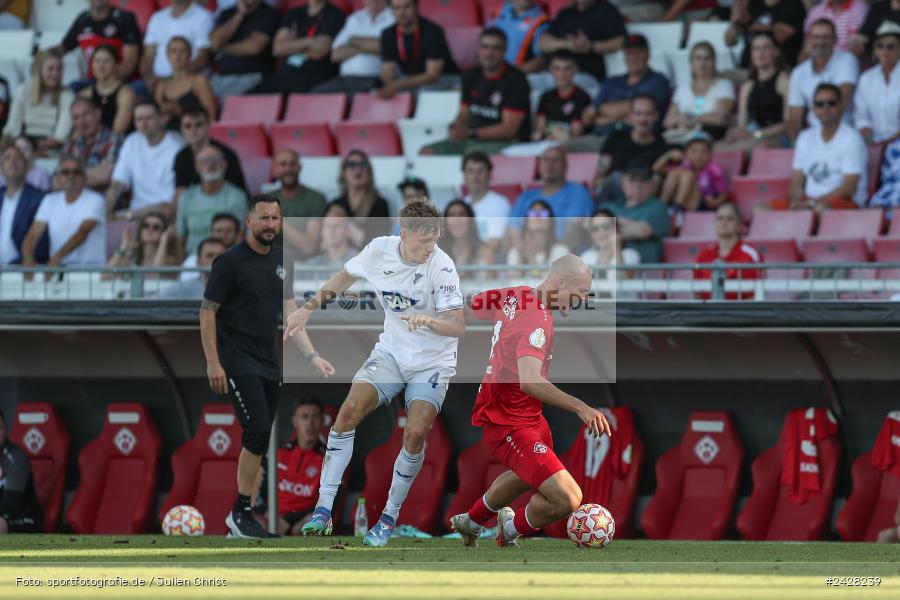 AKON Arena, Würzburg, 16.08.2024, sport, action, DFB, Fussball, 1. Hauptrunde, DFB-Pokal, TSG, FWK, TSG Hoffenheim, FC Würzburger Kickers - Bild-ID: 2428239