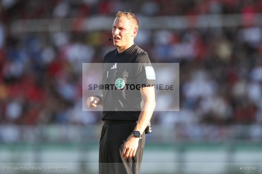 AKON Arena, Würzburg, 16.08.2024, sport, action, DFB, Fussball, 1. Hauptrunde, DFB-Pokal, TSG, FWK, TSG Hoffenheim, FC Würzburger Kickers - Bild-ID: 2428240