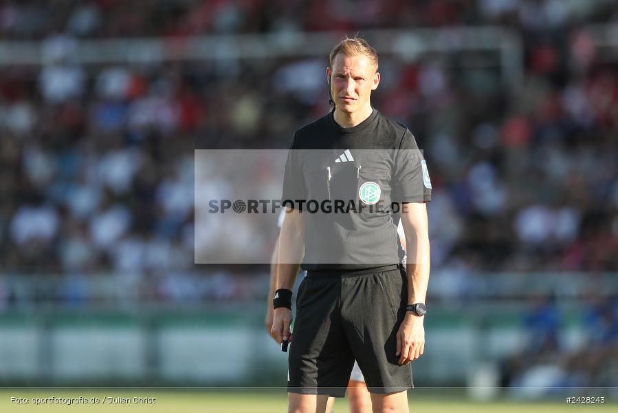 AKON Arena, Würzburg, 16.08.2024, sport, action, DFB, Fussball, 1. Hauptrunde, DFB-Pokal, TSG, FWK, TSG Hoffenheim, FC Würzburger Kickers - Bild-ID: 2428243