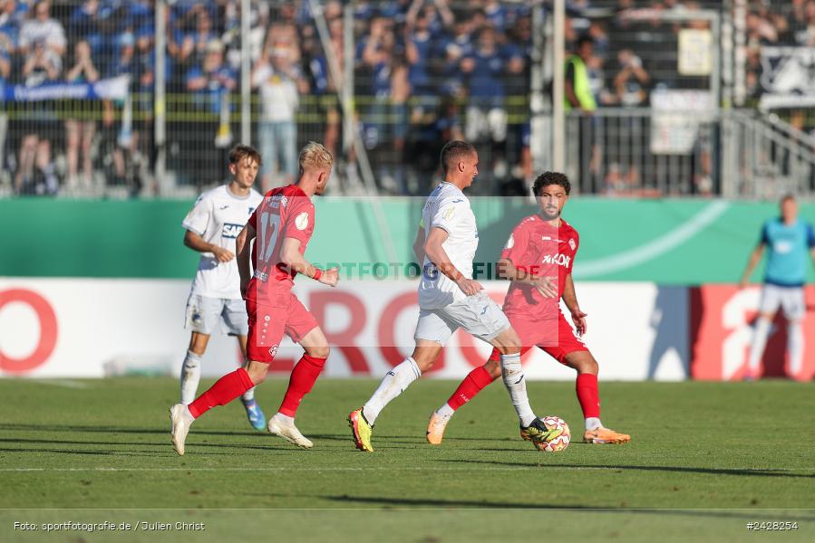 AKON Arena, Würzburg, 16.08.2024, sport, action, DFB, Fussball, 1. Hauptrunde, DFB-Pokal, TSG, FWK, TSG Hoffenheim, FC Würzburger Kickers - Bild-ID: 2428254