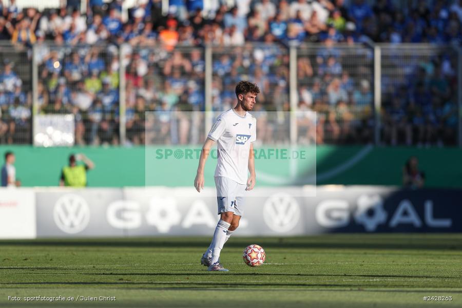 AKON Arena, Würzburg, 16.08.2024, sport, action, DFB, Fussball, 1. Hauptrunde, DFB-Pokal, TSG, FWK, TSG Hoffenheim, FC Würzburger Kickers - Bild-ID: 2428263
