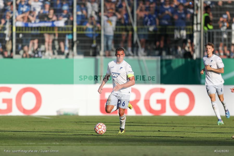 AKON Arena, Würzburg, 16.08.2024, sport, action, DFB, Fussball, 1. Hauptrunde, DFB-Pokal, TSG, FWK, TSG Hoffenheim, FC Würzburger Kickers - Bild-ID: 2428282