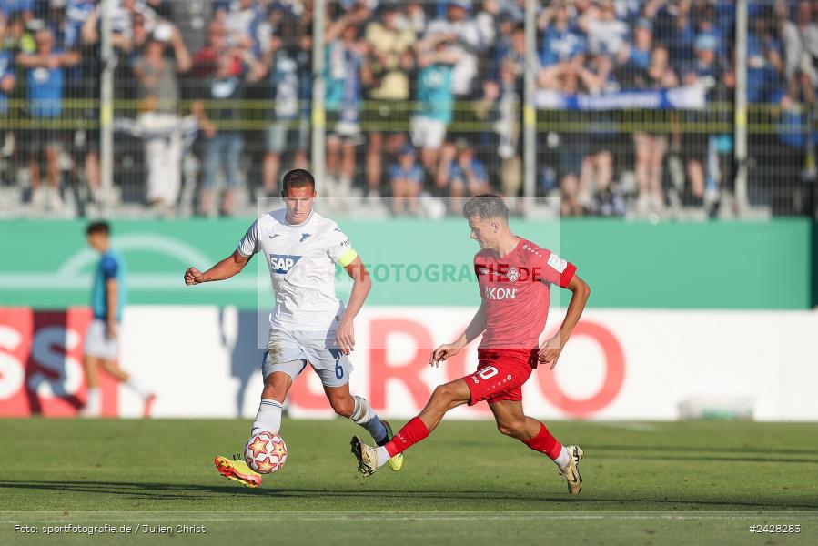 AKON Arena, Würzburg, 16.08.2024, sport, action, DFB, Fussball, 1. Hauptrunde, DFB-Pokal, TSG, FWK, TSG Hoffenheim, FC Würzburger Kickers - Bild-ID: 2428283