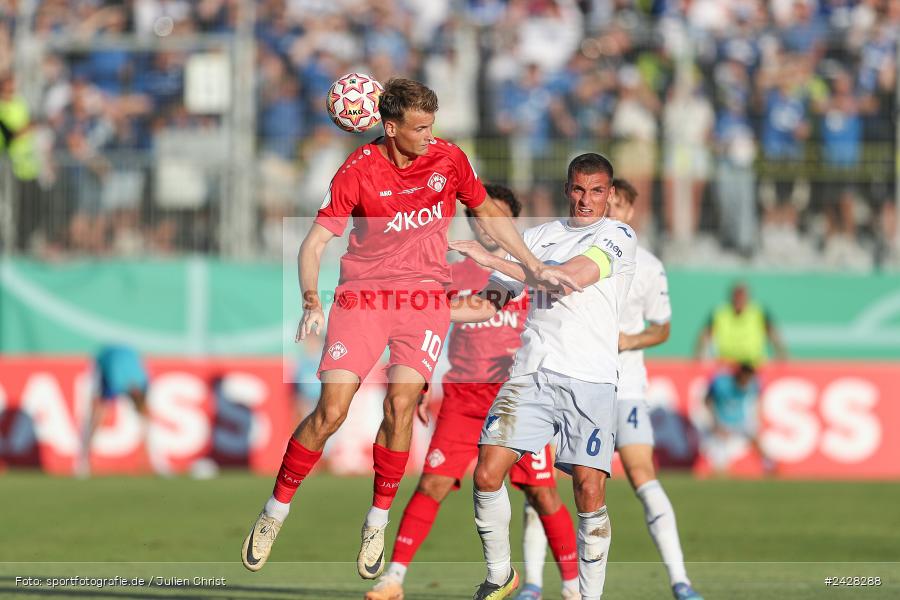 AKON Arena, Würzburg, 16.08.2024, sport, action, DFB, Fussball, 1. Hauptrunde, DFB-Pokal, TSG, FWK, TSG Hoffenheim, FC Würzburger Kickers - Bild-ID: 2428288
