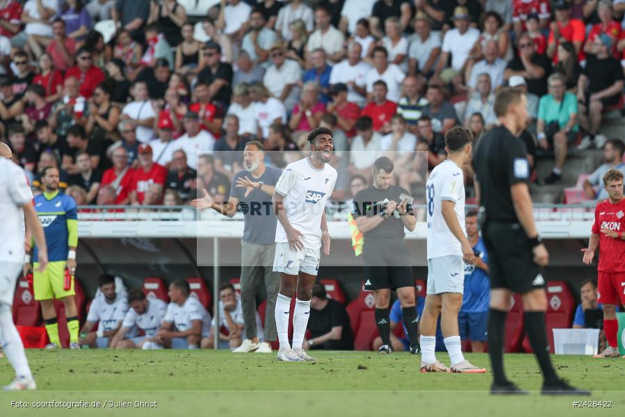 AKON Arena, Würzburg, 16.08.2024, sport, action, DFB, Fussball, 1. Hauptrunde, DFB-Pokal, TSG, FWK, TSG Hoffenheim, FC Würzburger Kickers - Bild-ID: 2428422