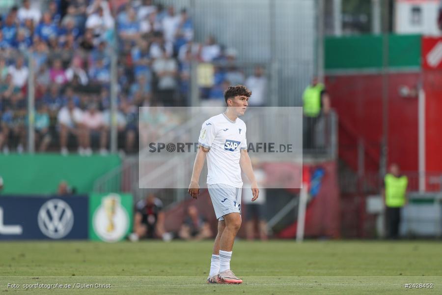 AKON Arena, Würzburg, 16.08.2024, sport, action, DFB, Fussball, 1. Hauptrunde, DFB-Pokal, TSG, FWK, TSG Hoffenheim, FC Würzburger Kickers - Bild-ID: 2428452