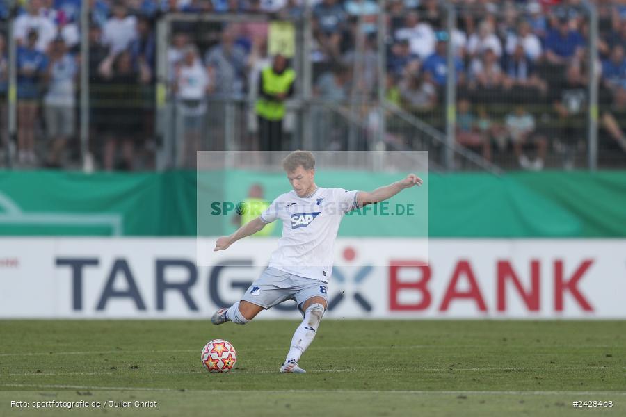 AKON Arena, Würzburg, 16.08.2024, sport, action, DFB, Fussball, 1. Hauptrunde, DFB-Pokal, TSG, FWK, TSG Hoffenheim, FC Würzburger Kickers - Bild-ID: 2428468