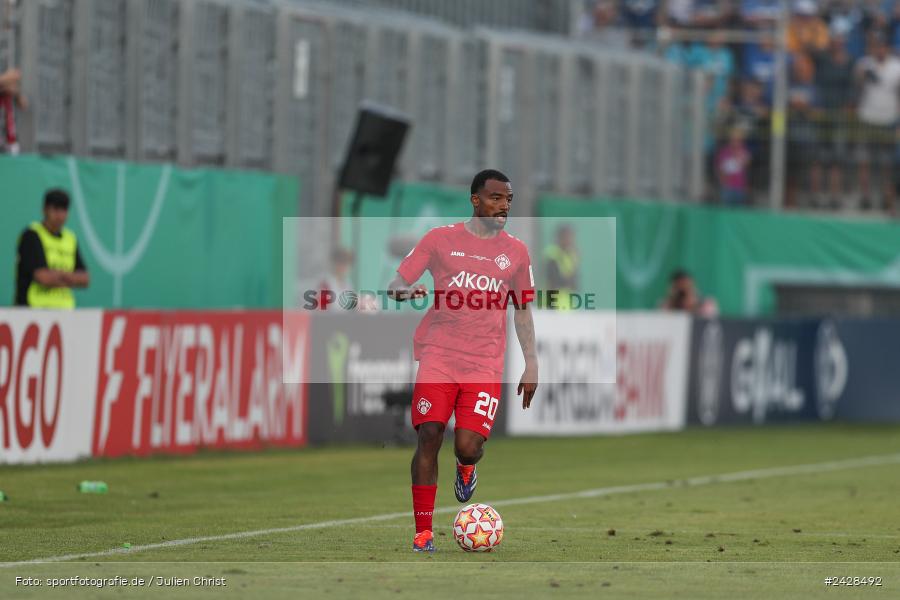 AKON Arena, Würzburg, 16.08.2024, sport, action, DFB, Fussball, 1. Hauptrunde, DFB-Pokal, TSG, FWK, TSG Hoffenheim, FC Würzburger Kickers - Bild-ID: 2428492
