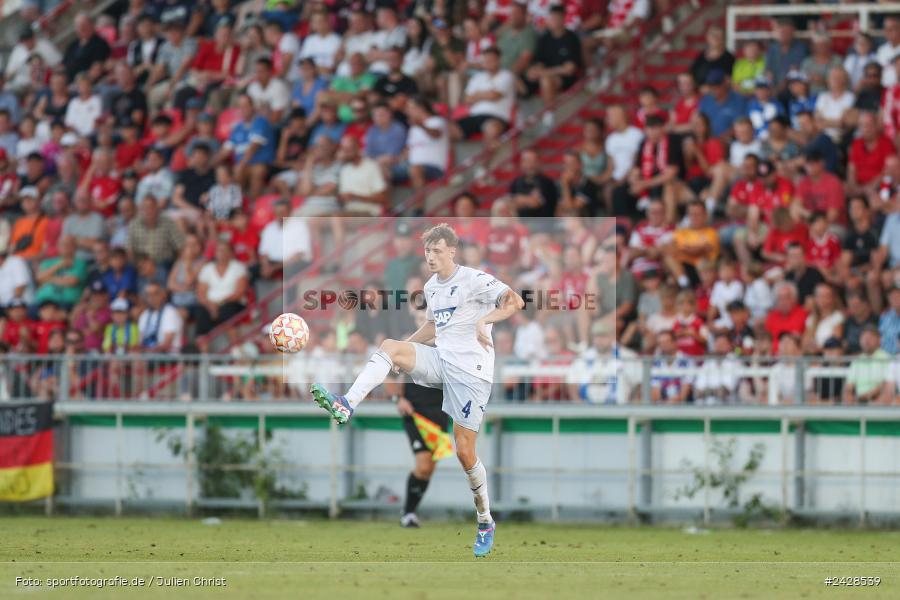 AKON Arena, Würzburg, 16.08.2024, sport, action, DFB, Fussball, 1. Hauptrunde, DFB-Pokal, TSG, FWK, TSG Hoffenheim, FC Würzburger Kickers - Bild-ID: 2428539