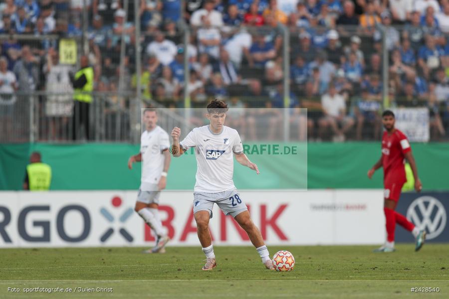 AKON Arena, Würzburg, 16.08.2024, sport, action, DFB, Fussball, 1. Hauptrunde, DFB-Pokal, TSG, FWK, TSG Hoffenheim, FC Würzburger Kickers - Bild-ID: 2428540