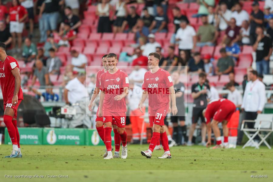 AKON Arena, Würzburg, 16.08.2024, sport, action, DFB, Fussball, 1. Hauptrunde, DFB-Pokal, TSG, FWK, TSG Hoffenheim, FC Würzburger Kickers - Bild-ID: 2428618