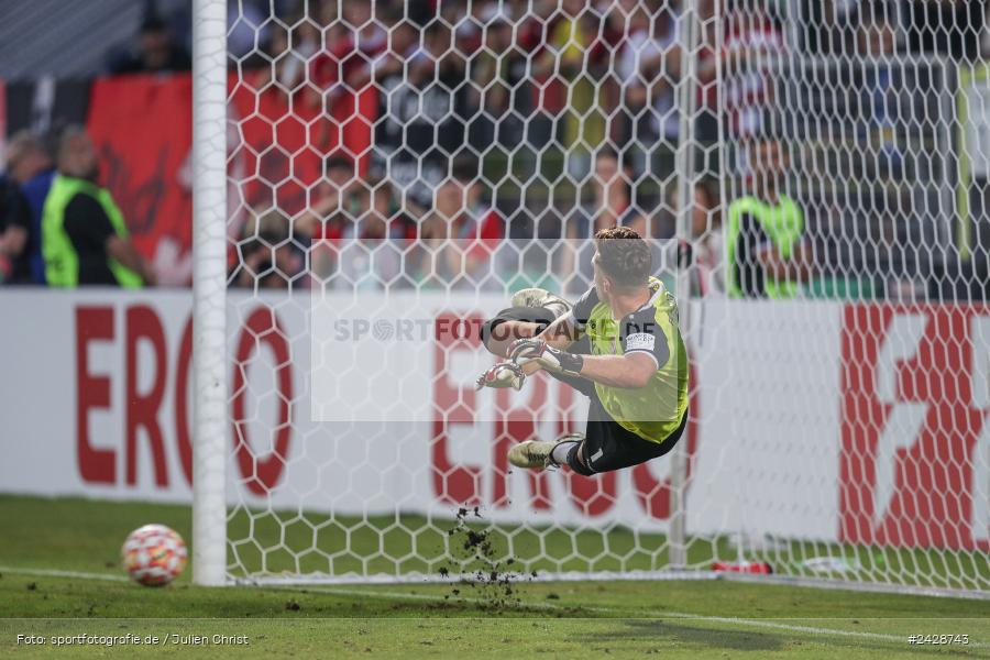 AKON Arena, Würzburg, 16.08.2024, sport, action, DFB, Fussball, 1. Hauptrunde, DFB-Pokal, TSG, FWK, TSG Hoffenheim, FC Würzburger Kickers - Bild-ID: 2428743