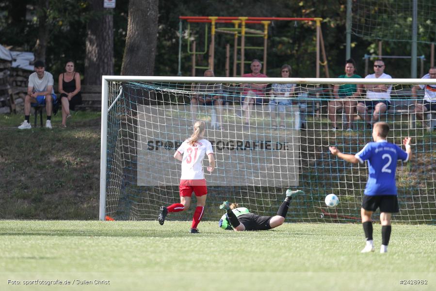 Sportgelände, Adelsberg, 17.08.2024, sport, action, BFV, Fussball, Hiscox Verbandspokal, FWK, FFC, FC Würzburger Kickers, FFC Adelsberg-Karsbach 1 - Bild-ID: 2428982