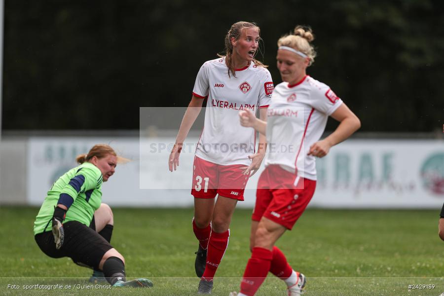 Sportgelände, Adelsberg, 17.08.2024, sport, action, BFV, Fussball, Hiscox Verbandspokal, FWK, FFC, FC Würzburger Kickers, FFC Adelsberg-Karsbach 1 - Bild-ID: 2429139