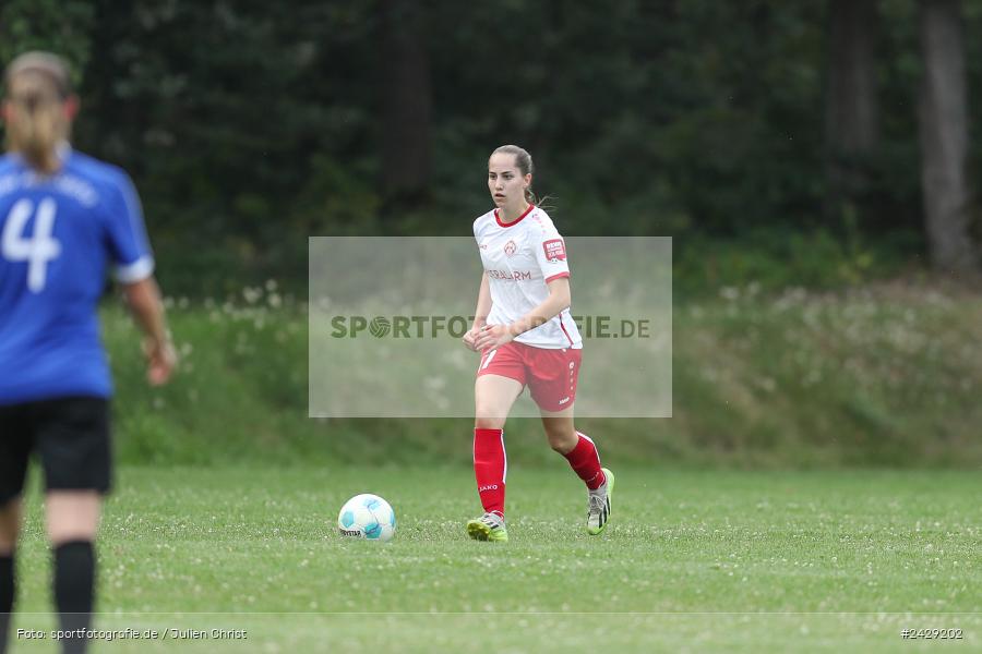 Sportgelände, Adelsberg, 17.08.2024, sport, action, BFV, Fussball, Hiscox Verbandspokal, FWK, FFC, FC Würzburger Kickers, FFC Adelsberg-Karsbach 1 - Bild-ID: 2429202
