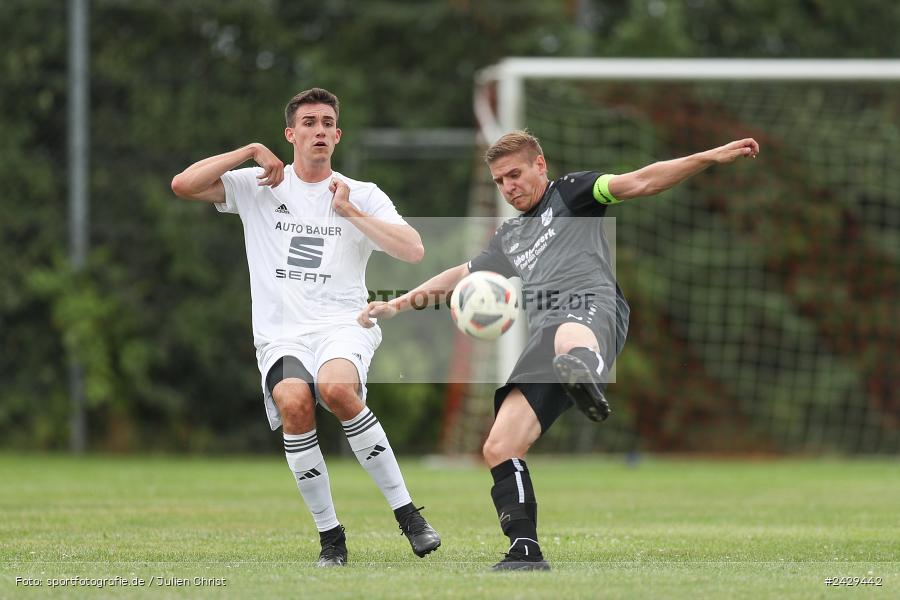 sport, action, Urspringen, Sportgelände, Kreisliga Würzburg Gr. 2, Fussball, FV Steinfeld/Hausen-Rohrbach, BFV, 18.08.2024, (SG 1) Duttenbrunn/Urspringen/Karbach - Bild-ID: 2429442